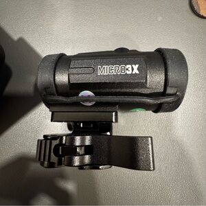 Vortex Optics Micro 3x Red Dot Sight Magnifier with Quick-Release Mount